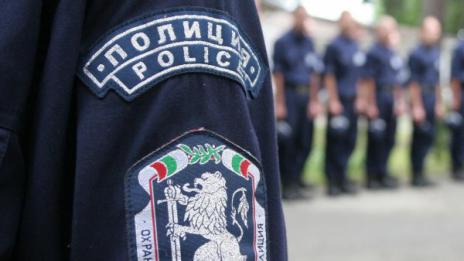 Горанов громи полицаи, военни! Орязва отпуски, храна...