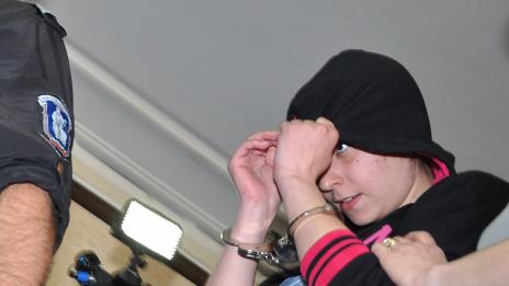 Обвинената за убийството на Александра остава в ареста