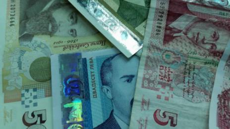 Пенсионните фондове управляват над 14,7 млрд. лева към края на юни