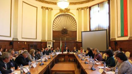 Обсъждат подкрепа при износа на плодове и зеленчуци
