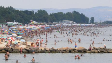 Август идва сух и горещ. Температурите стигат до 39°C