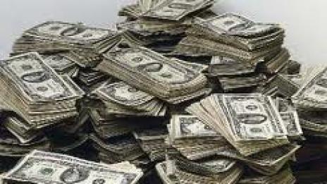 Банкомат по грешка пусна на бездомник $37 000