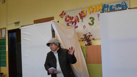 Под 3% избирателна активност във Варна до 10ч.