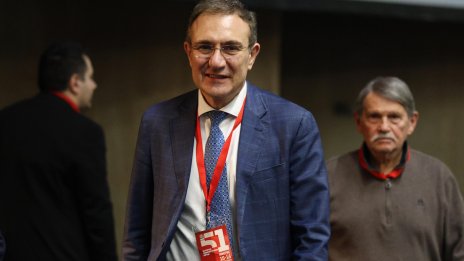 Социалният министър не вижда опасност от падане на правителството