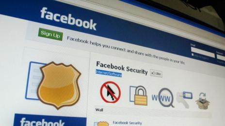 Съдят Facebook заради сканиране на личните съобщения на потребителите
