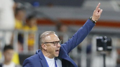 Илиан Илиев размаха пръст на БФС