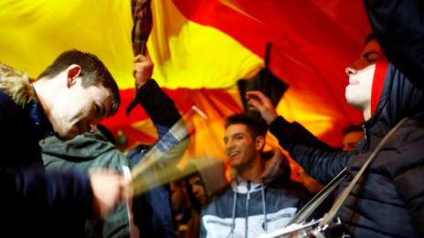 Масов протест в Скопие: Искат оставката на правителството