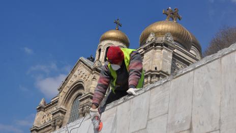 Ремонтират четири главни подлеза