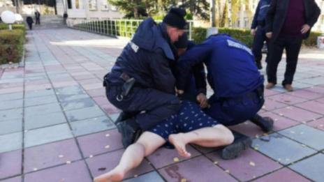 Нападателят над лекарите в "Св. Анна" - бивш полицай