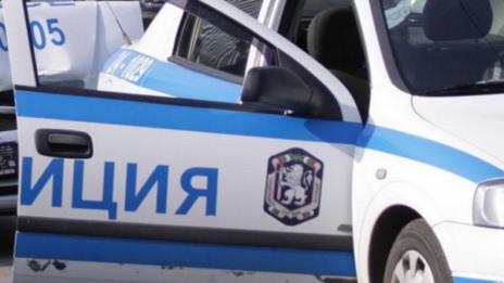 Мъж счупи прозорец на посолството на Швейцария в София