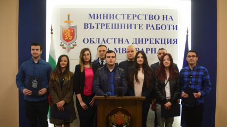 ОД на МВР - Варна отличи студенти на ВСУ (Снимки и видео)