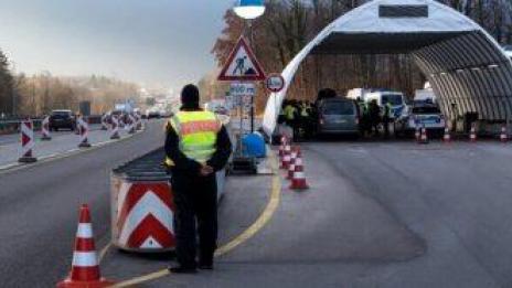 Германия ще продължи до 15 май контрола по границите си