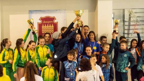 ПСК „Черно море” ликува с отборен трофей в турнира „Бяла лястовица”