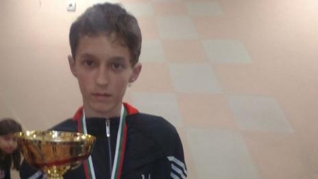 ШК “Варна” има свой шампион по шах при 16-годишните