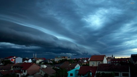 Буря в Румъния, петима загинаха