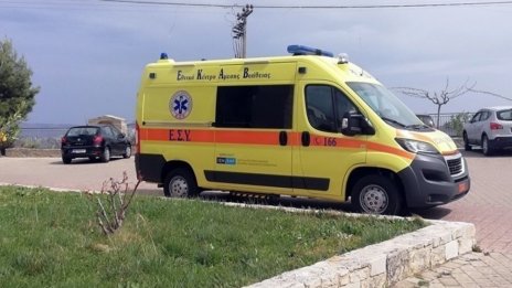 Двама души загинаха при срутване на мост в Гърция