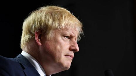 Британската икономика плаща цената за политическия хаос около Brexit