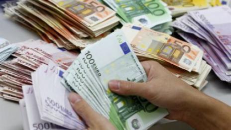 42-годишен мъж откри 270 000 евро в новия си дом