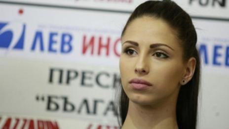 Цвети все по-добре, заминава на рехабилитация в Германия