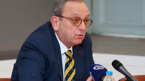 Петър Стоянович: В България всеки иска да бъде чорбаджия, а никой &ndash; ратай