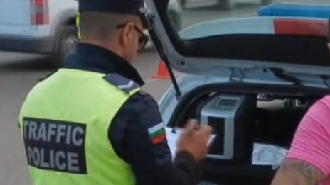 Закопчаха двама водачи край Варна, надрусани с амфети и кока