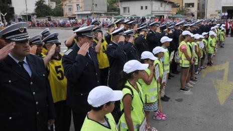 Връчиха наградите в състезанието "Пътен полицай на годината"