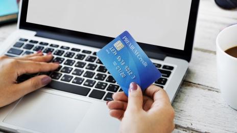 Изтекоха данните на милиони банкови клиенти в Русия