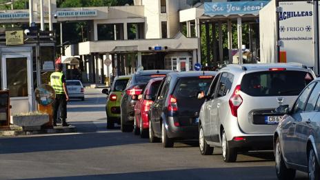 ВАС: Спирането на границата за неплатени такси е противоконституционно