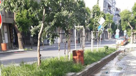 Трети ден тече вода в центъра на Варна
