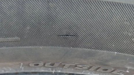 8 автомобила са били намерени с нарязани гуми в местността "Панорама"