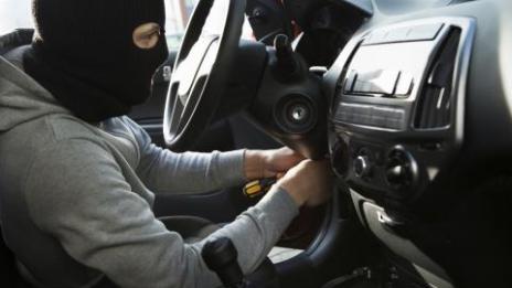 Обвиниха банда автоджамбази, откраднали 7 коли в Пловдив