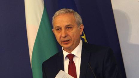 Засега няма да излъчваме еврокомисар