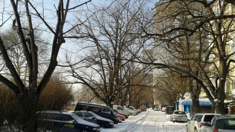 Снегът днес спира, облачността се разкъсва