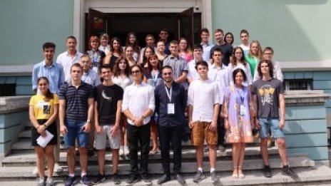 Представиха ученически и студентски проекти по време на Международния образователен форум във Варна