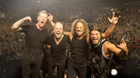 Metallica представиха новата песен „Moth Into Flame”