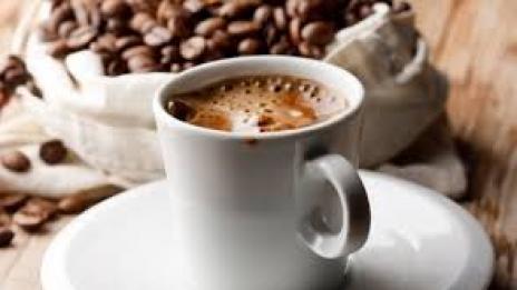 Журналистите, учителите и полицаите най-зависими от кофеина