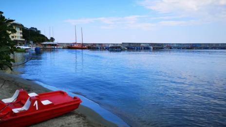 Двама чужди туристи са се удавили в морето край Созопол и Китен