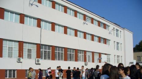 Училищата вече ще се финансират по три разходни стандарта