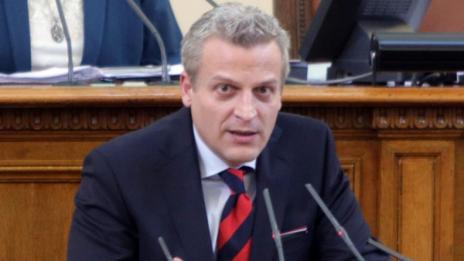 Болници имат лобисти в НС, обвини Москов