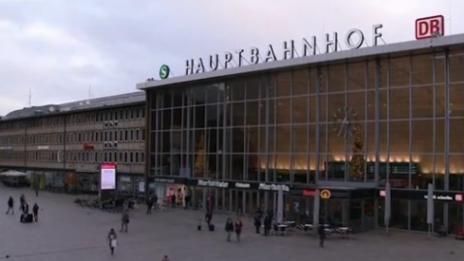 Трима арестувани за нападенията над жени в Кьолн