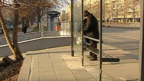 Граждани:  Автобусните спирки във Варна са в отчайващо състояние