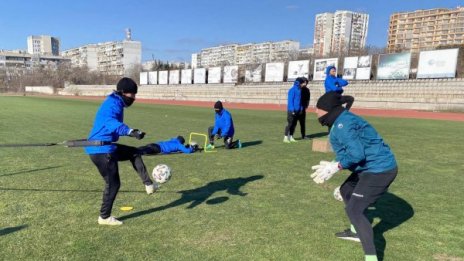 "Моряците" продължават подготовката си по план
