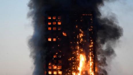 17 станаха жертвите от пожара в лондонския жилищен блок