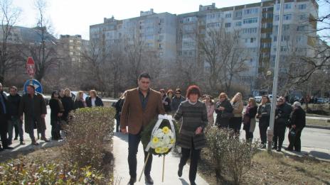 Във Варна отдадоха почит на руските воини