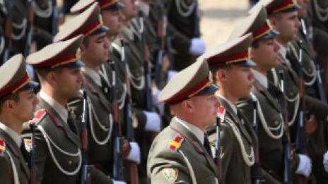 Армията ни винаги е била повод за гордост, настоя Ангел Найденов  