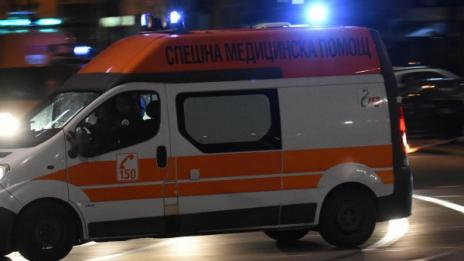 Пияни перничани заключиха екип на Спешна помощ