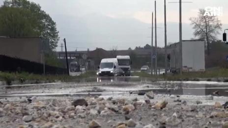 Започна раздаването на храна и вода в Стрелча  