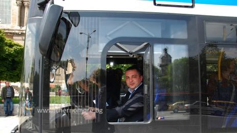 Първият от новите тролейбуси вече е във Варна