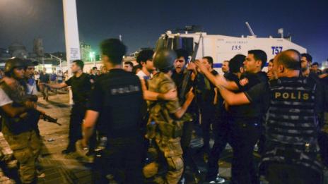 Поне 60 са убитите в Турция