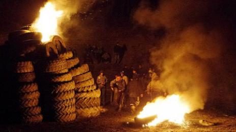 Затягат контрола върху забраната за изгаряне на гуми по Сирни Заговезни
